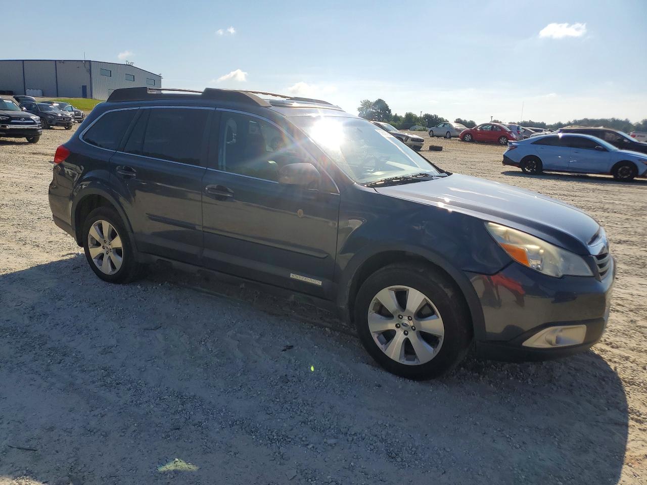 2011 SUBARU OUTBACK