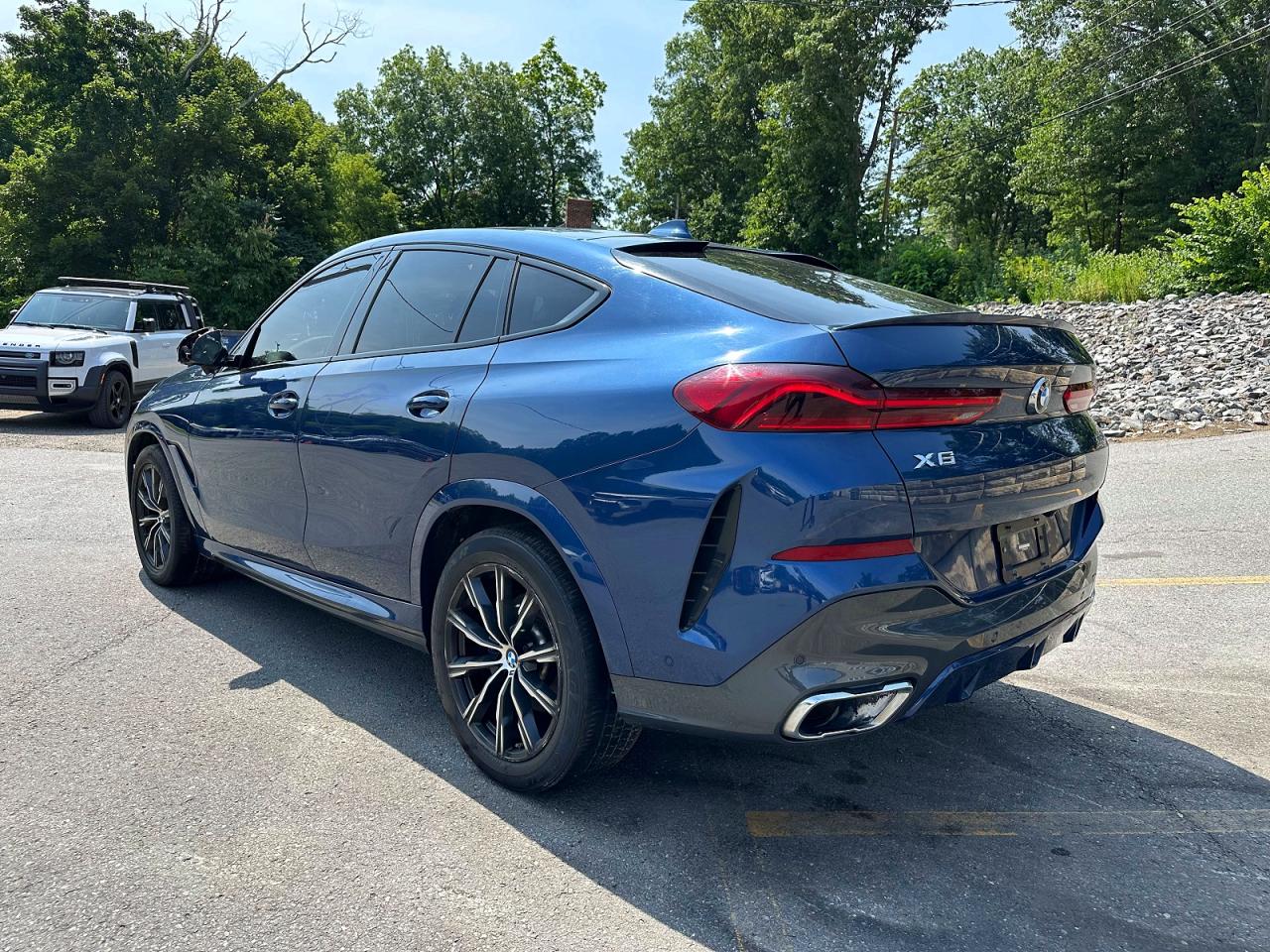 2022 BMW X6