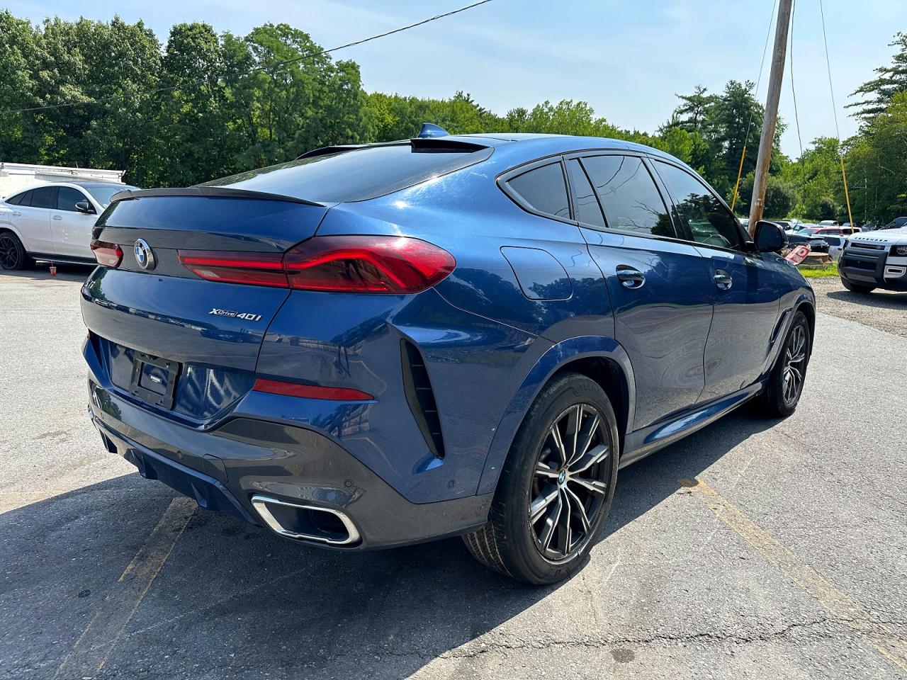 2022 BMW X6