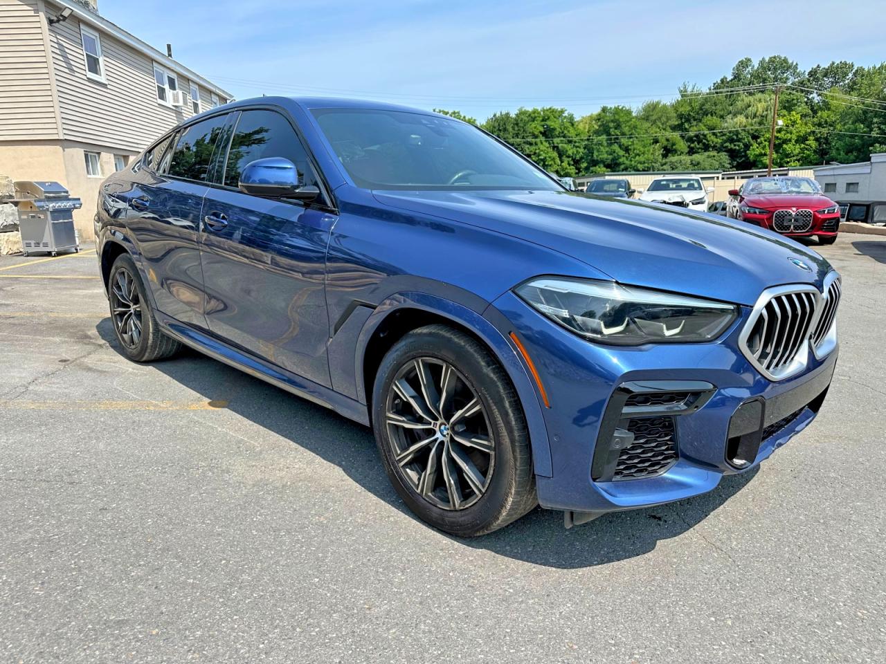 2022 BMW X6