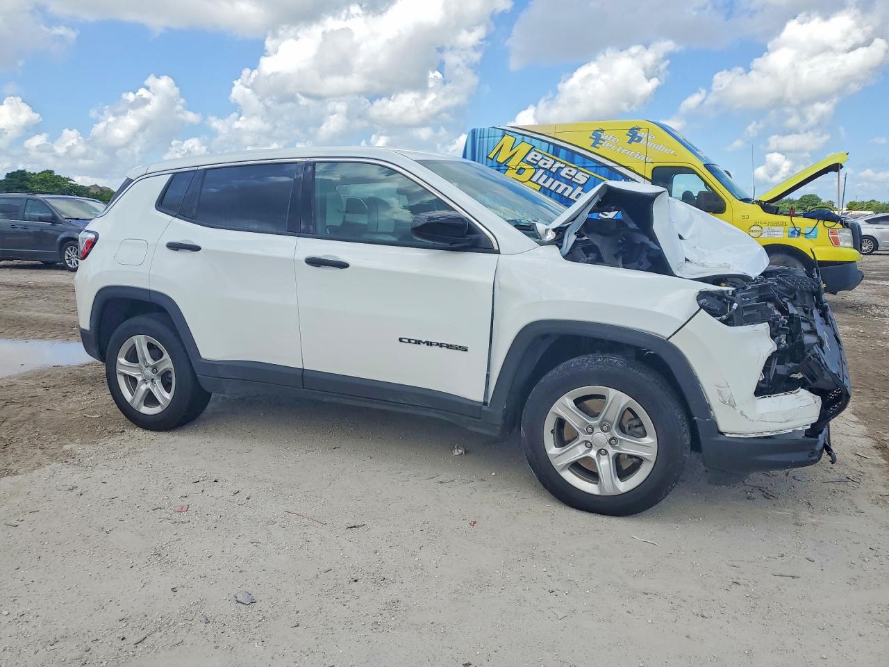 2023 JEEP COMPASS