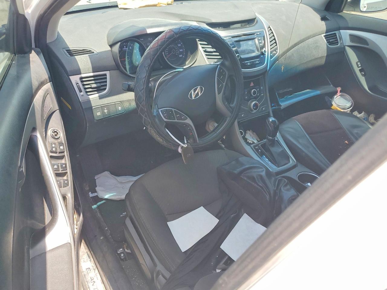 2016 HYUNDAI ELANTRA