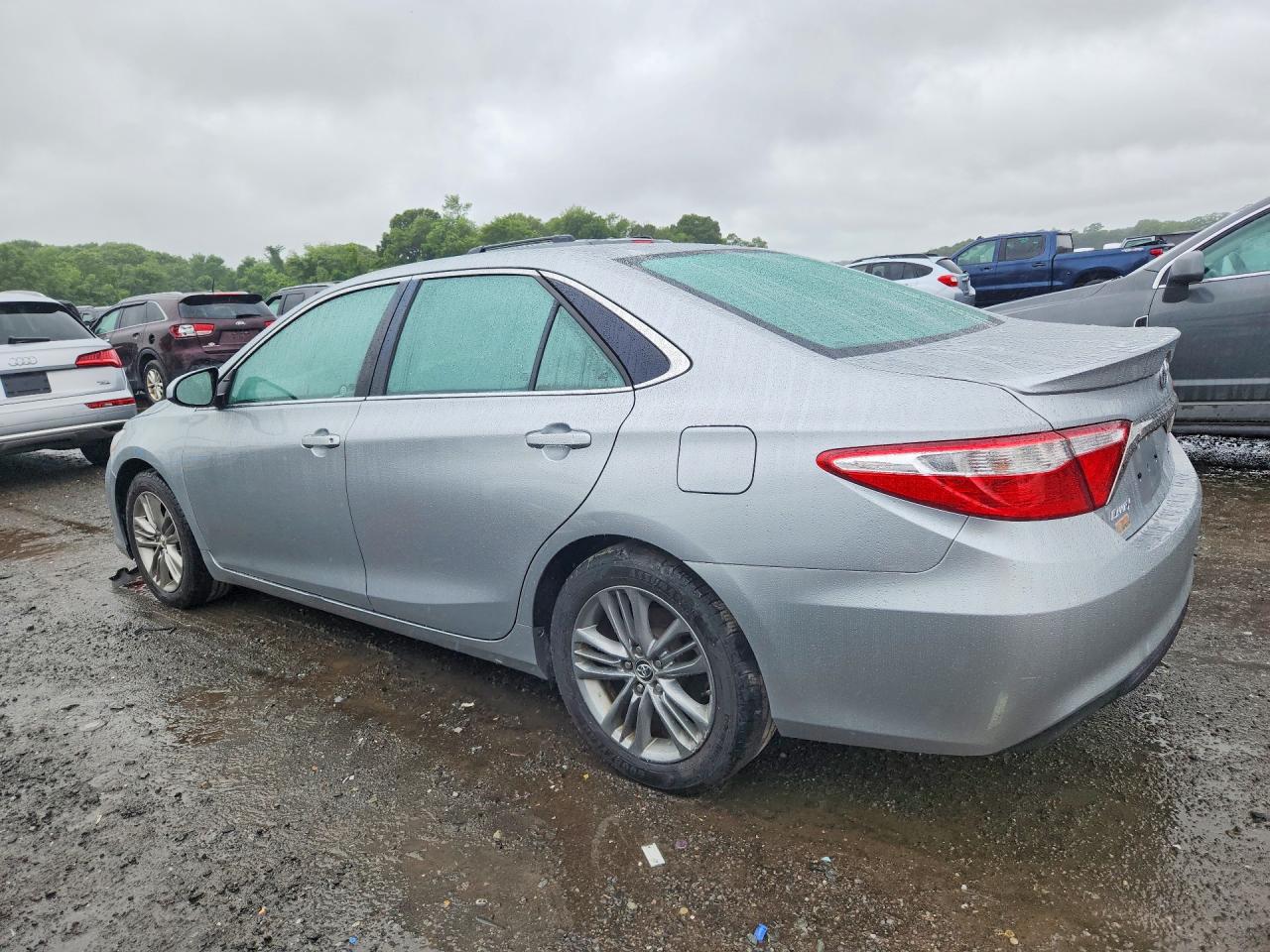 2015 TOYOTA CAMRY