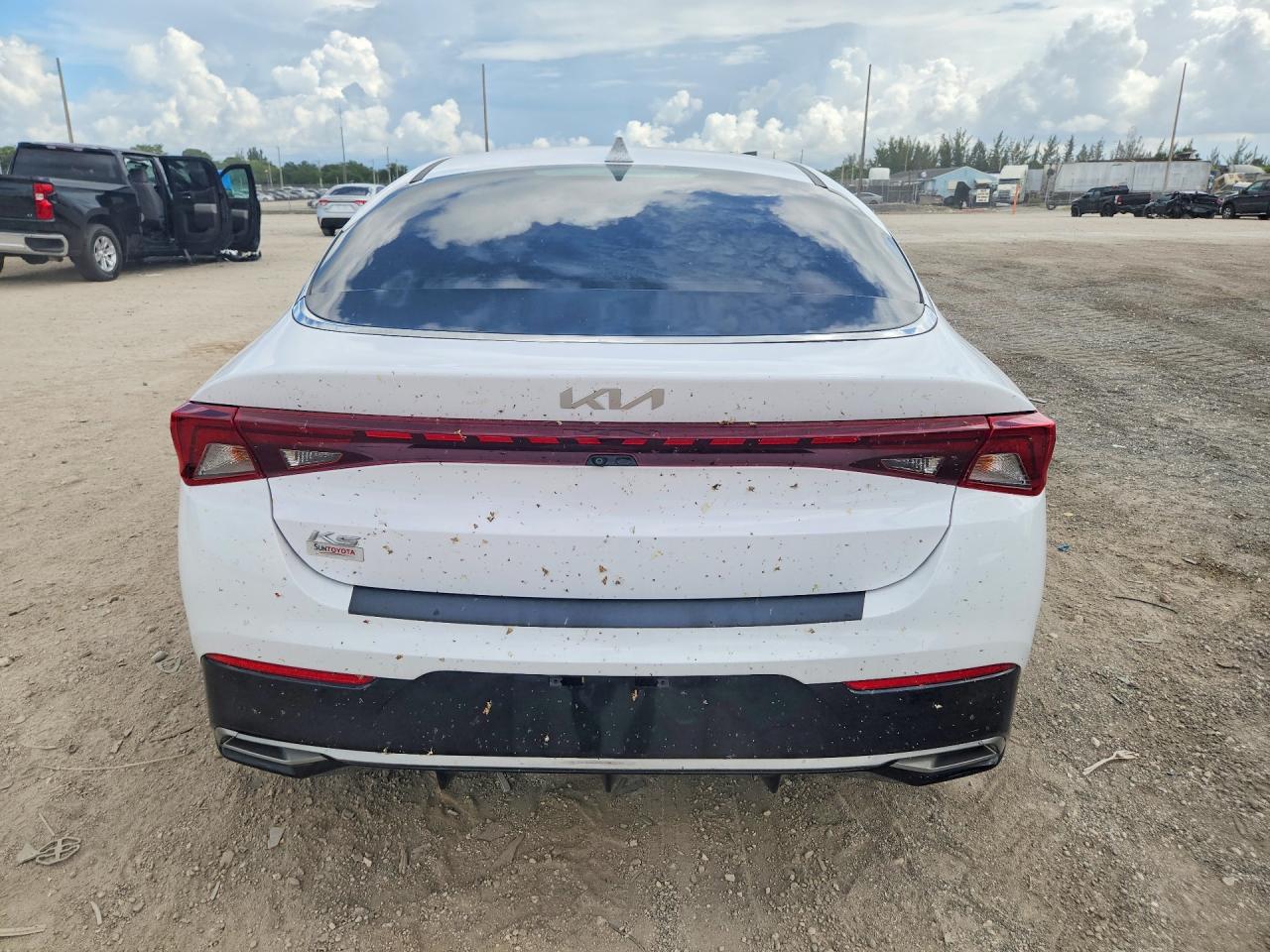 2022 KIA K5
