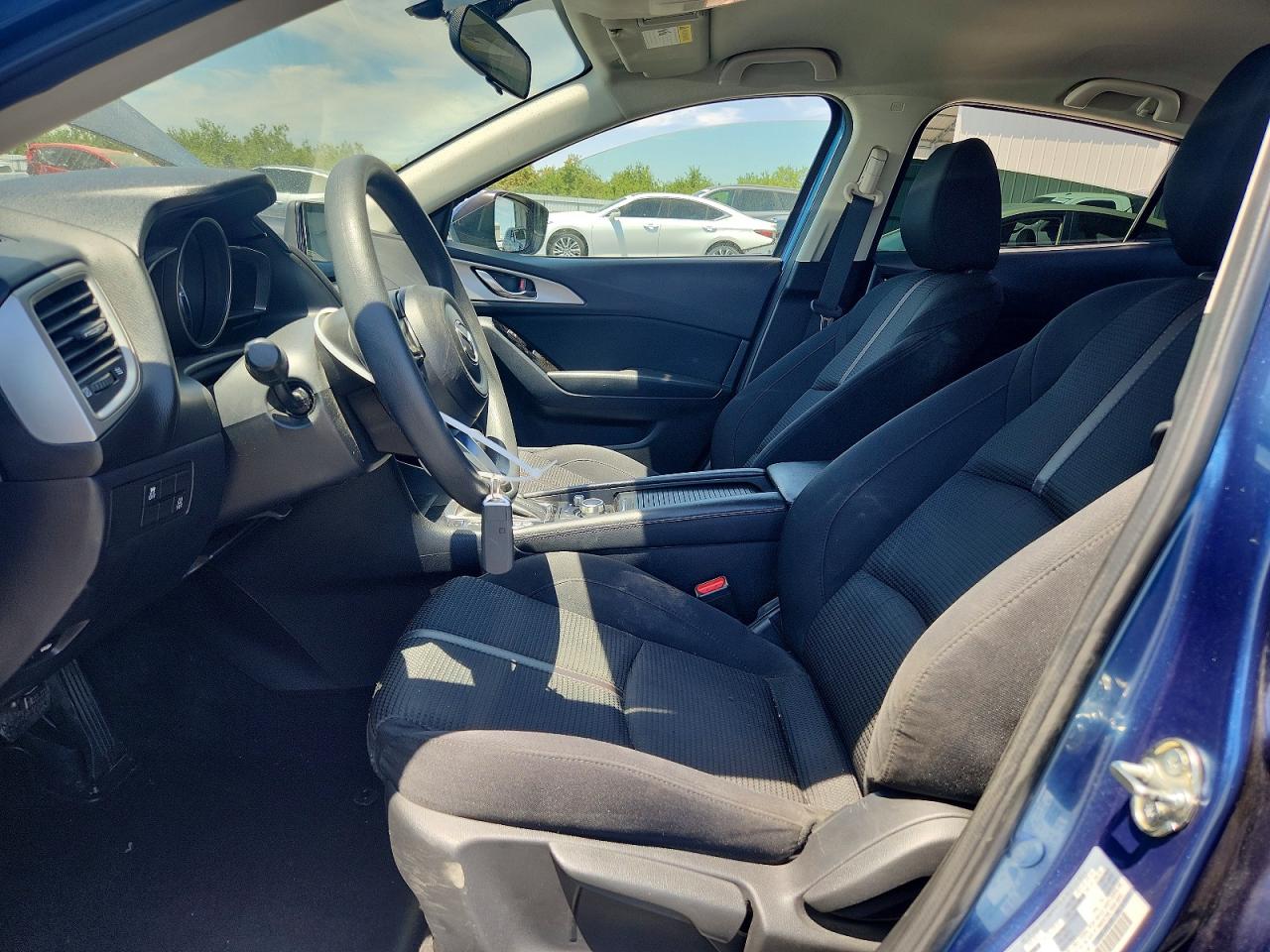 2017 MAZDA 3