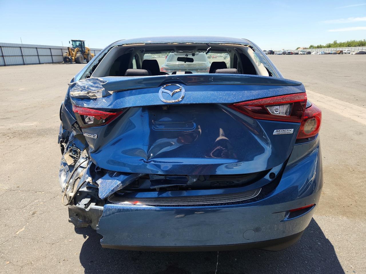 2017 MAZDA 3