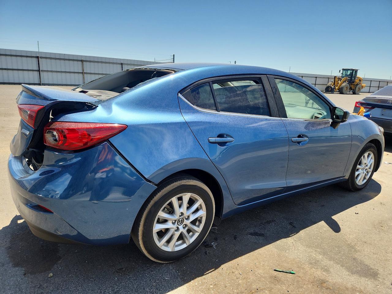2017 MAZDA 3