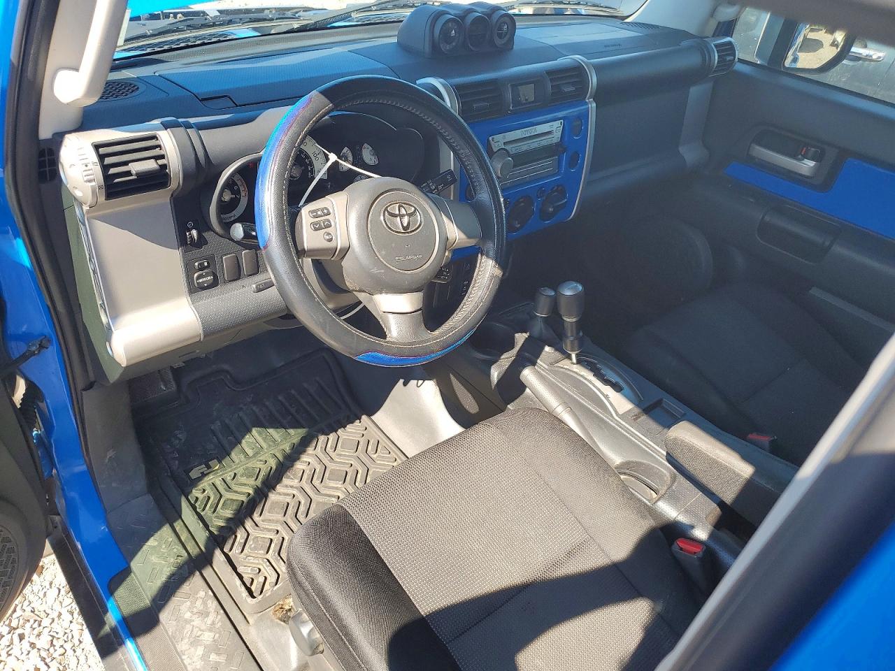 2007 TOYOTA FJ CRUISER