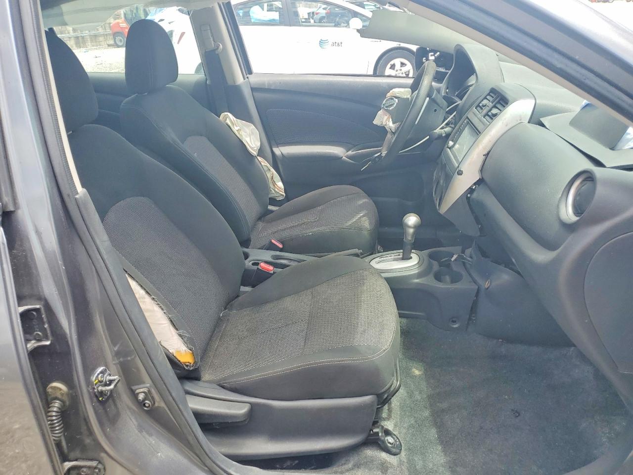 2019 NISSAN VERSA