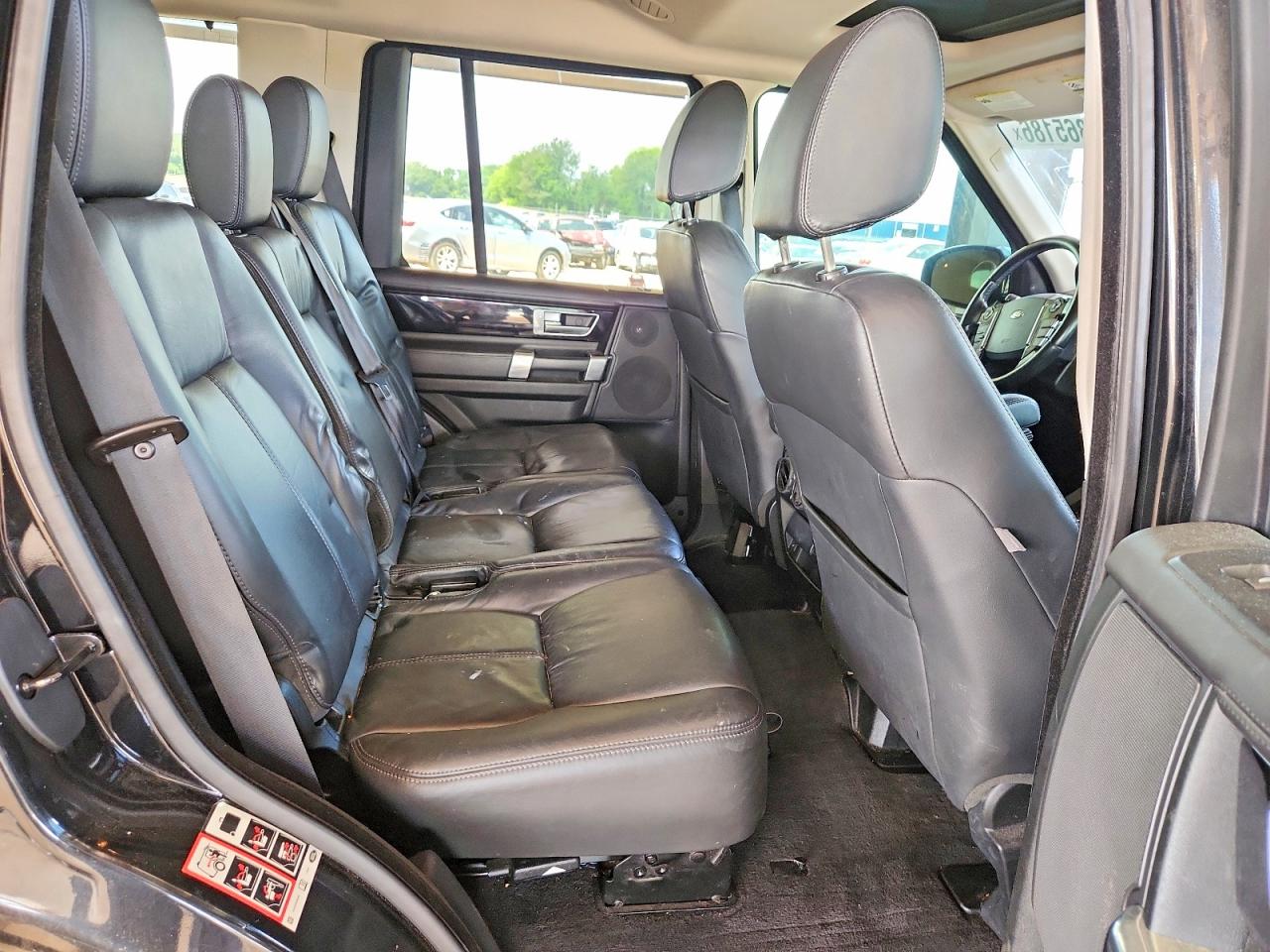 2015 LAND ROVER LR4