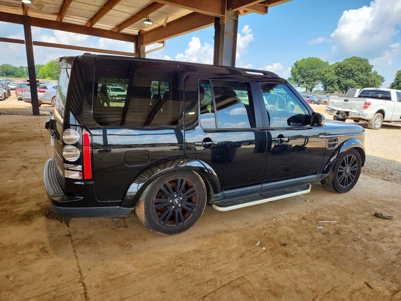 2015 LAND ROVER LR4