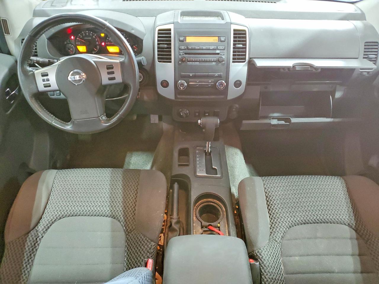 2011 NISSAN FRONTIER