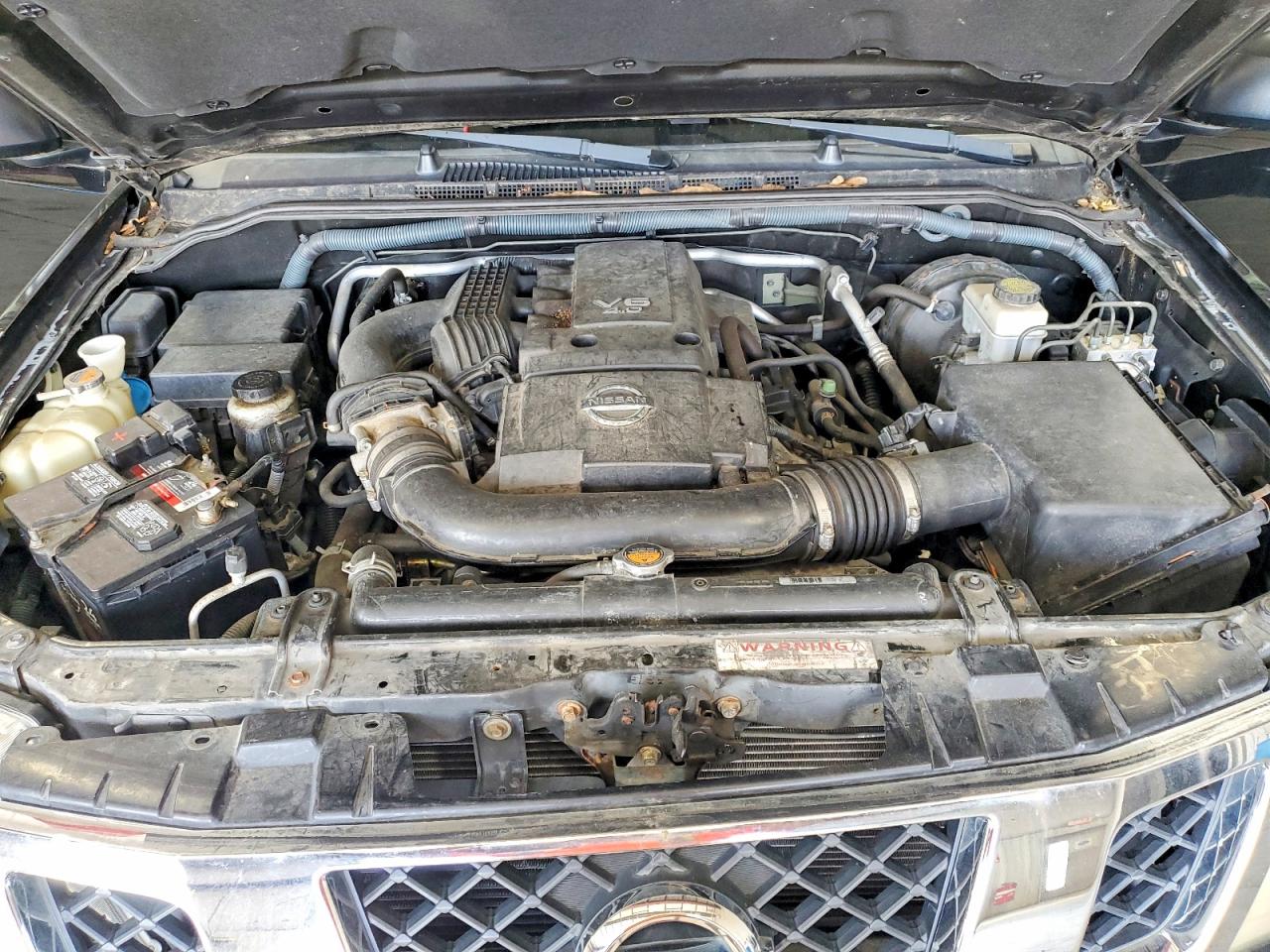 2011 NISSAN FRONTIER