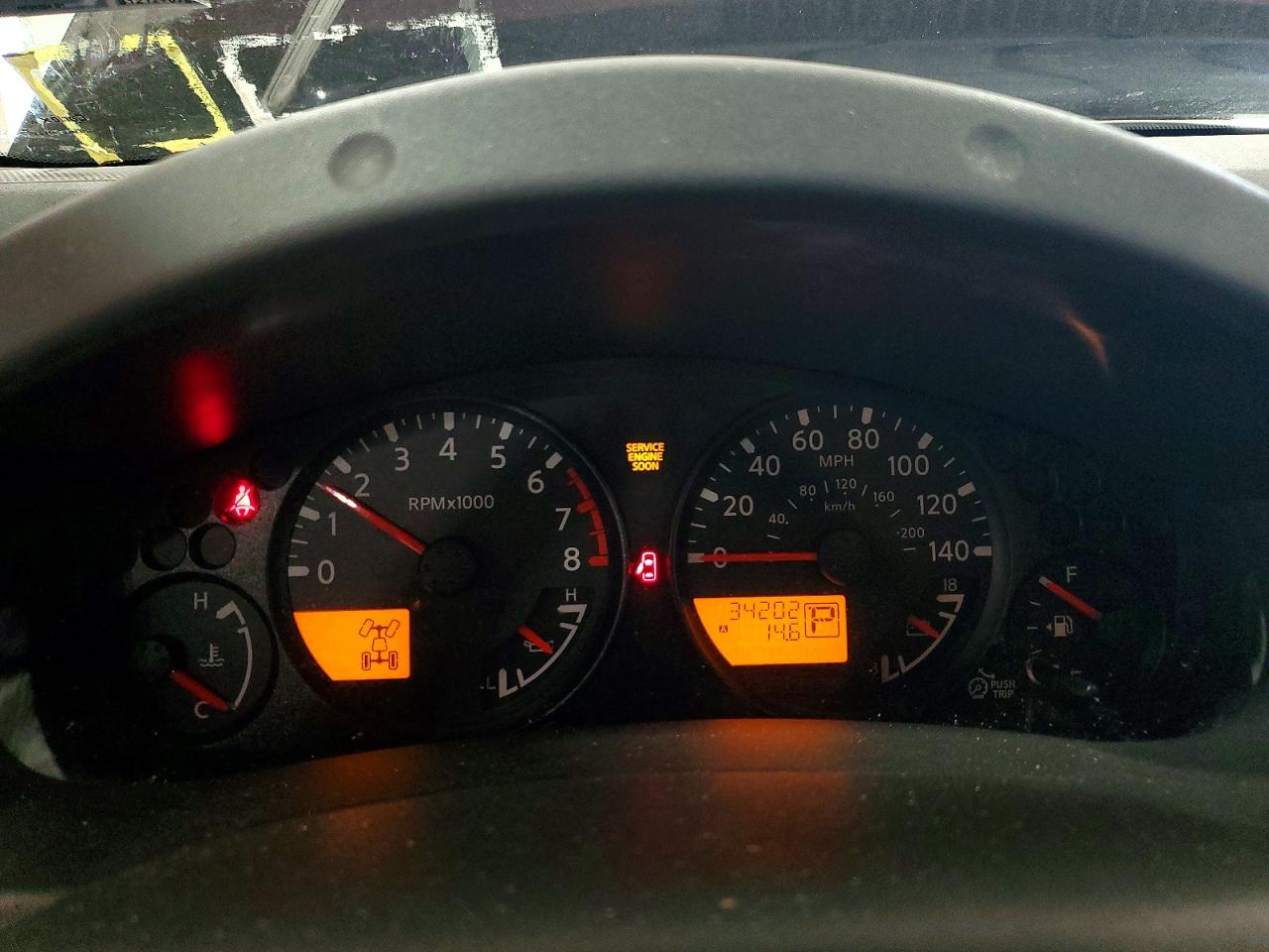 2011 NISSAN FRONTIER