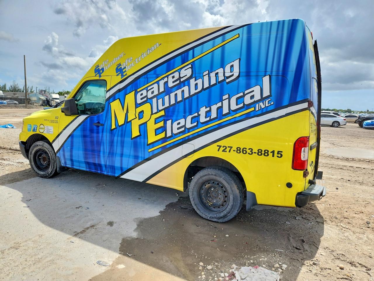 2012 NISSAN NV