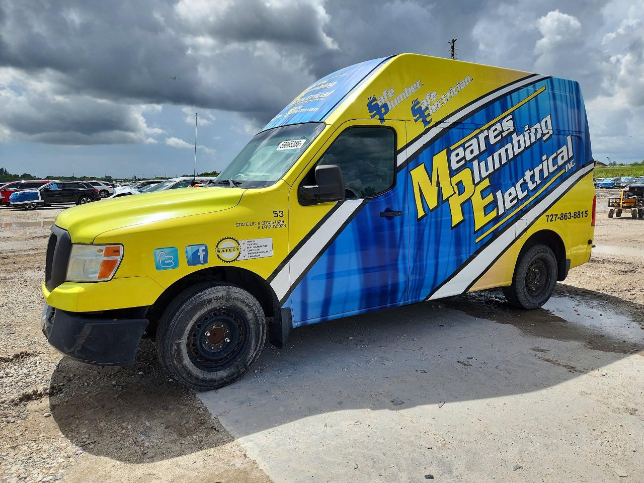 2012 NISSAN NV