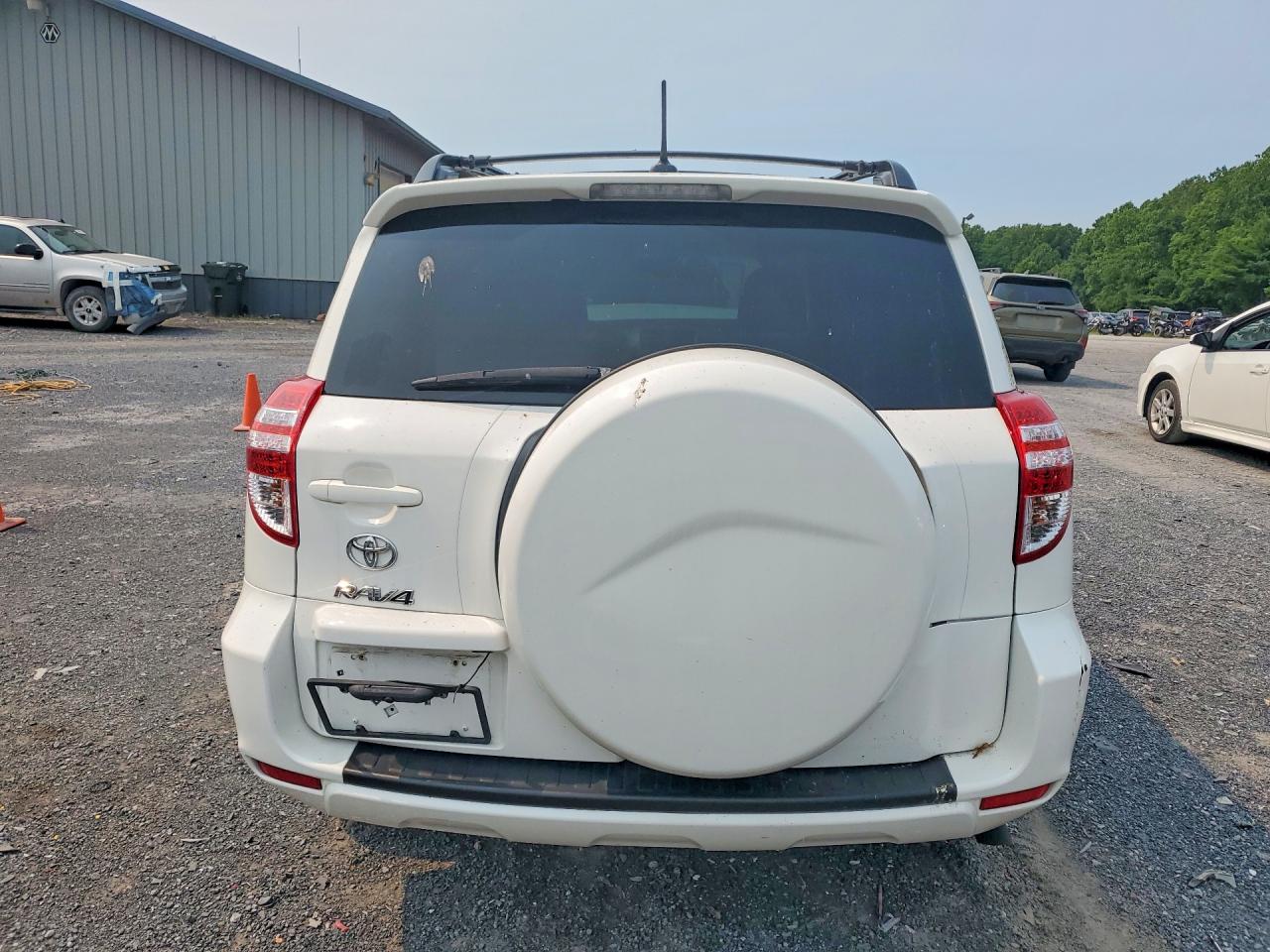2011 TOYOTA RAV4