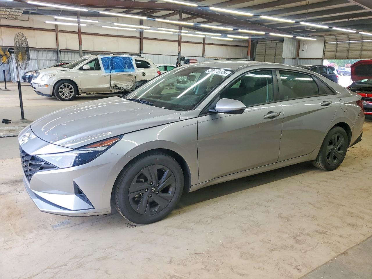 2022 HYUNDAI ELANTRA