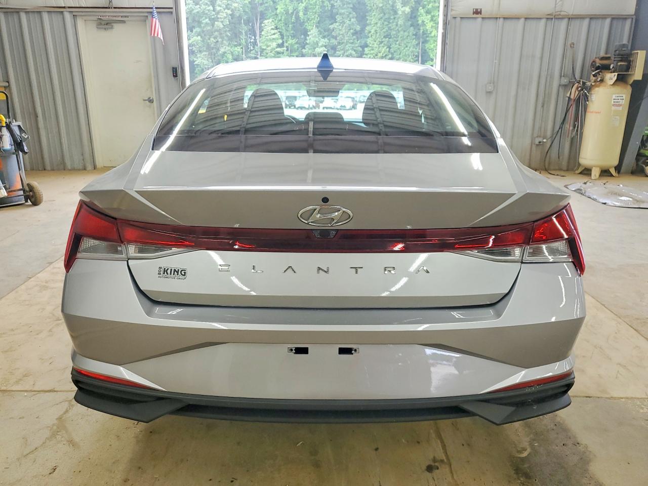 2022 HYUNDAI ELANTRA