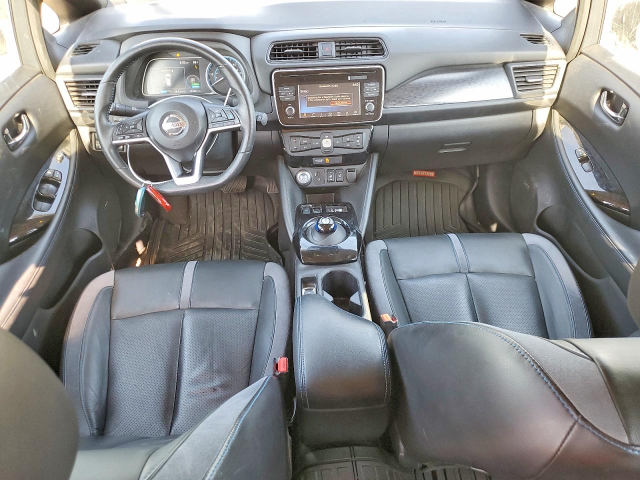 2019 NISSAN LEAF