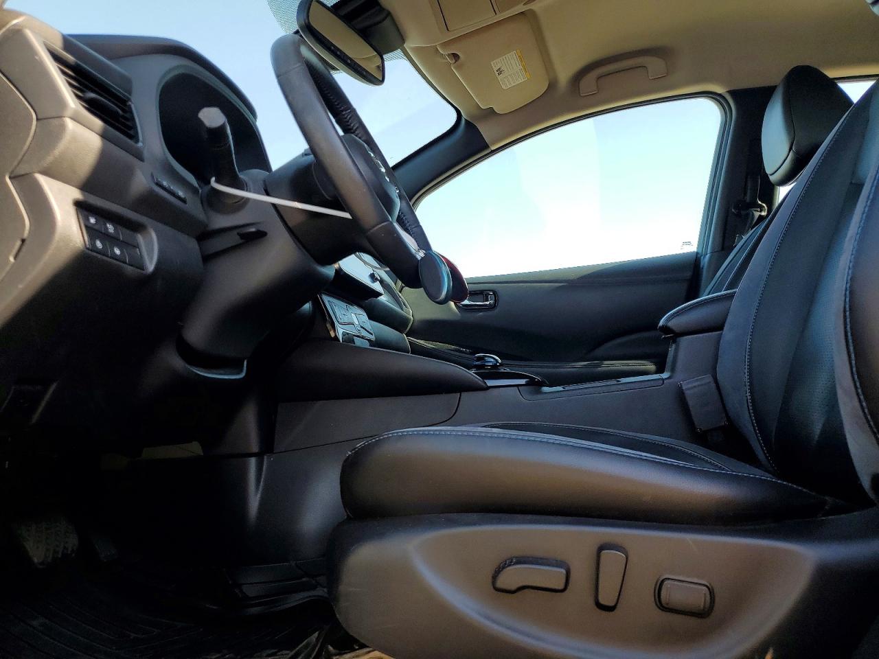 2019 NISSAN LEAF