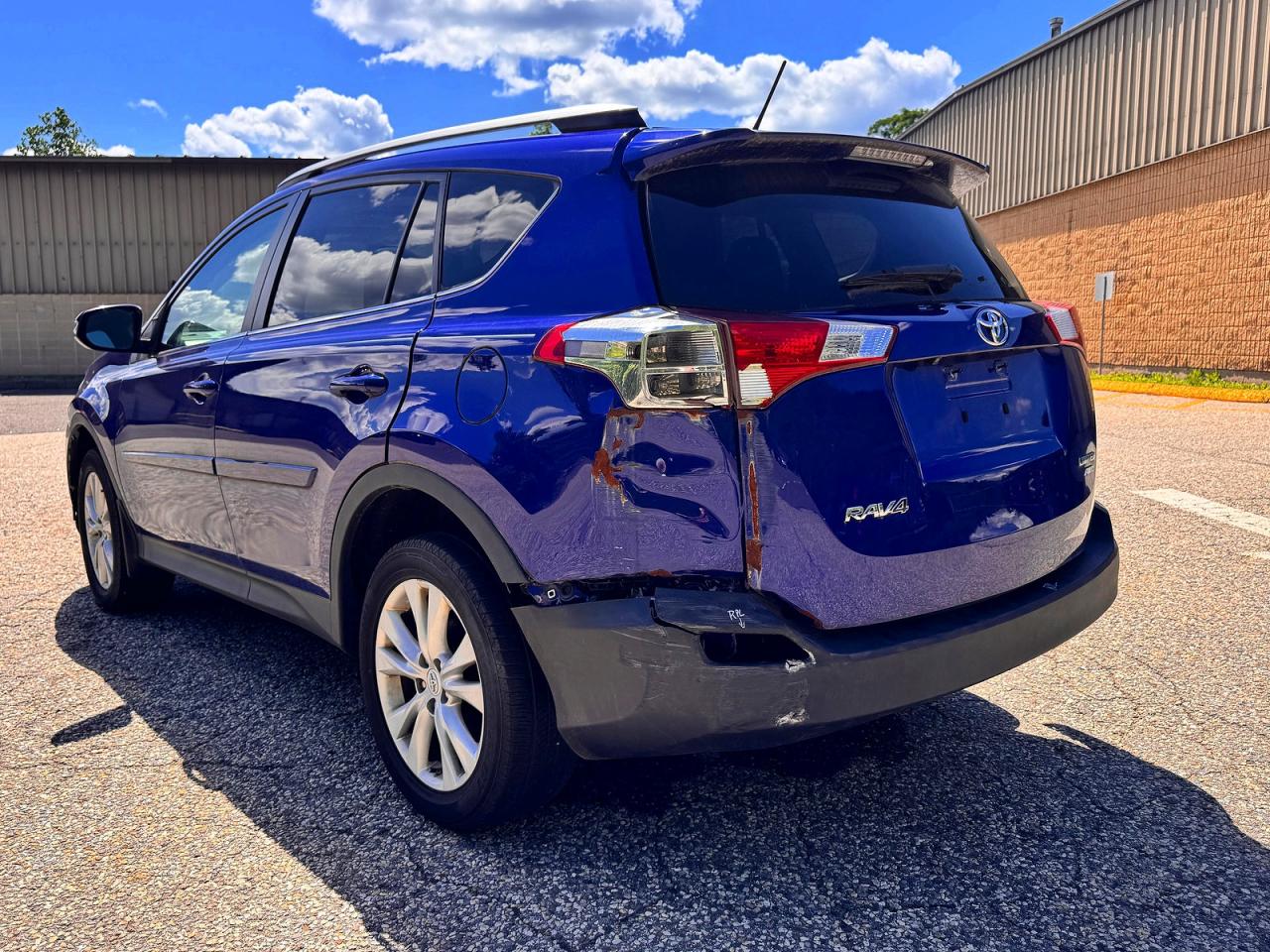 2015 TOYOTA RAV4