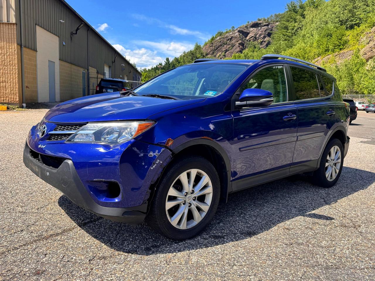 2015 TOYOTA RAV4