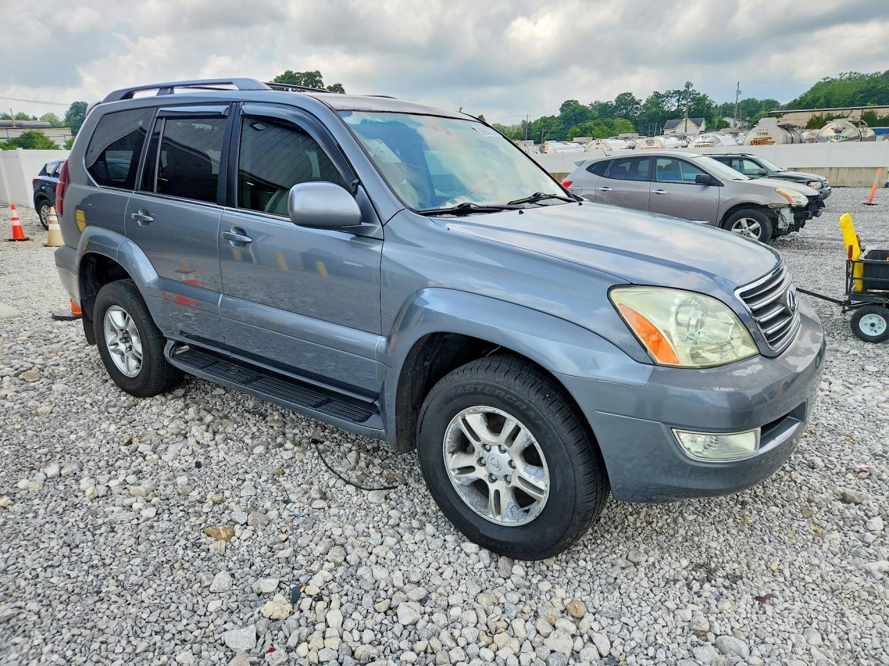 2003 LEXUS GX