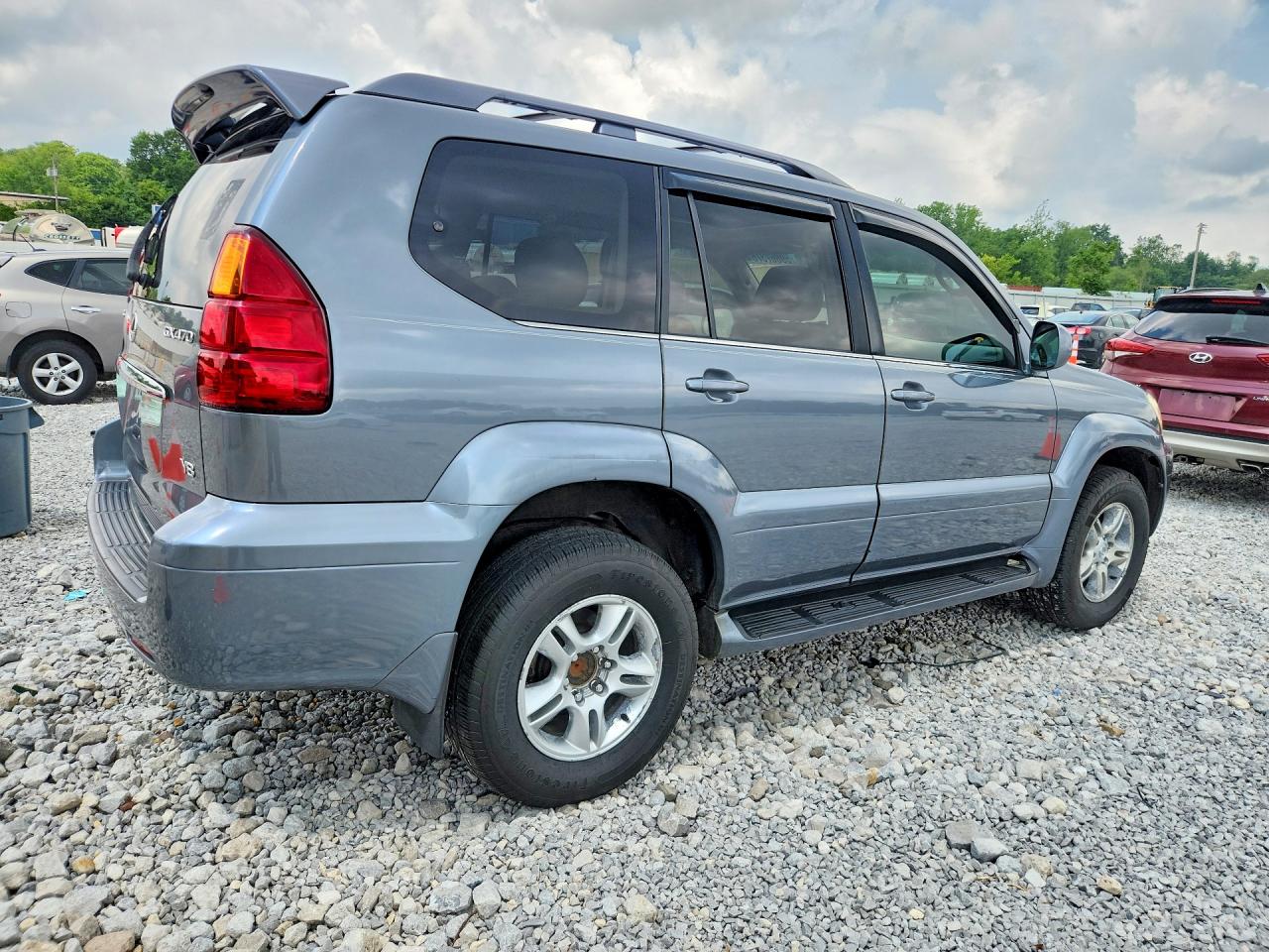 2003 LEXUS GX