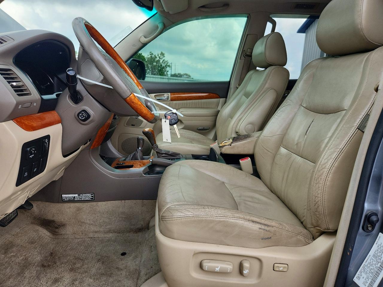 2003 LEXUS GX