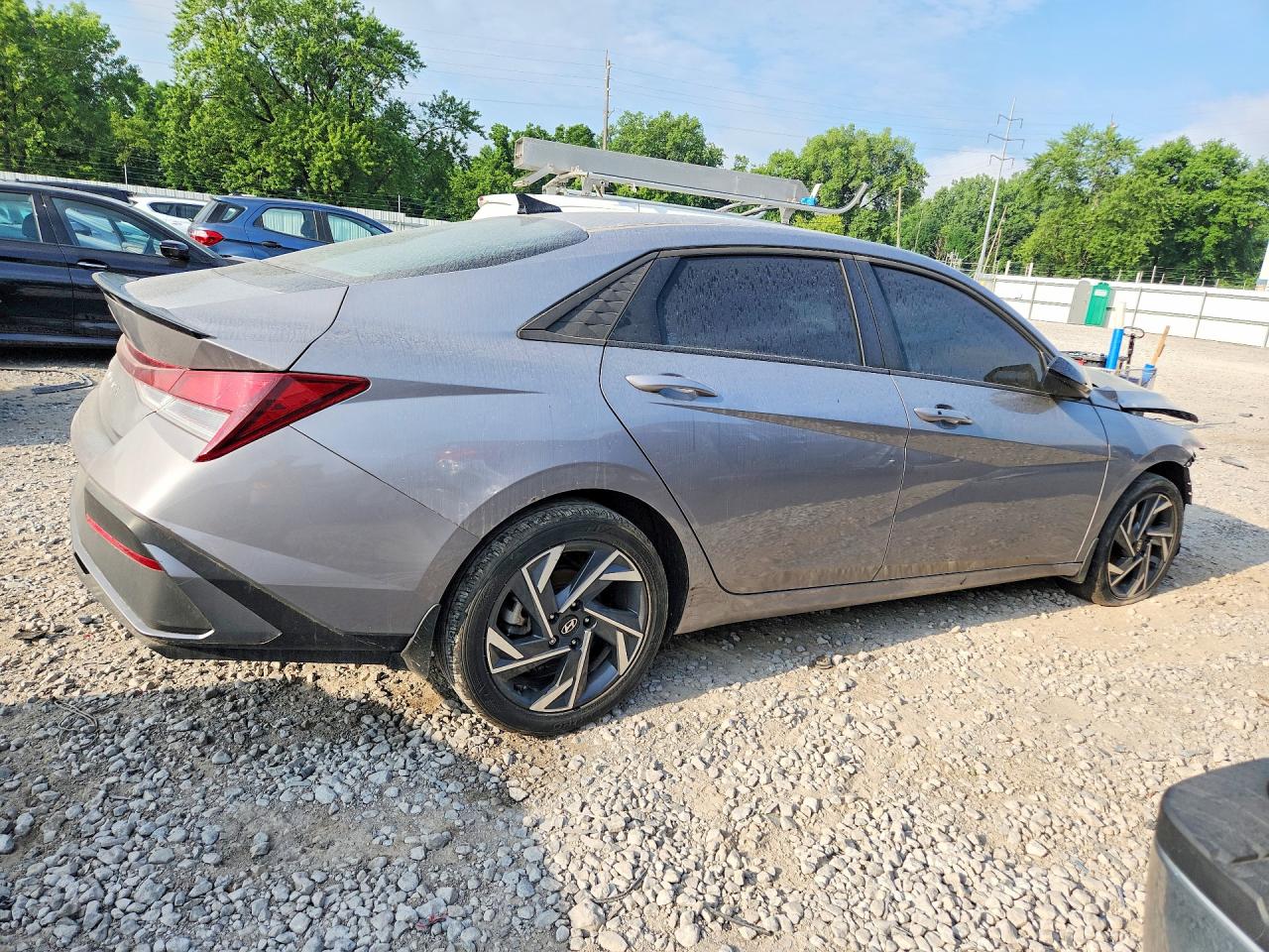 2025 HYUNDAI ELANTRA