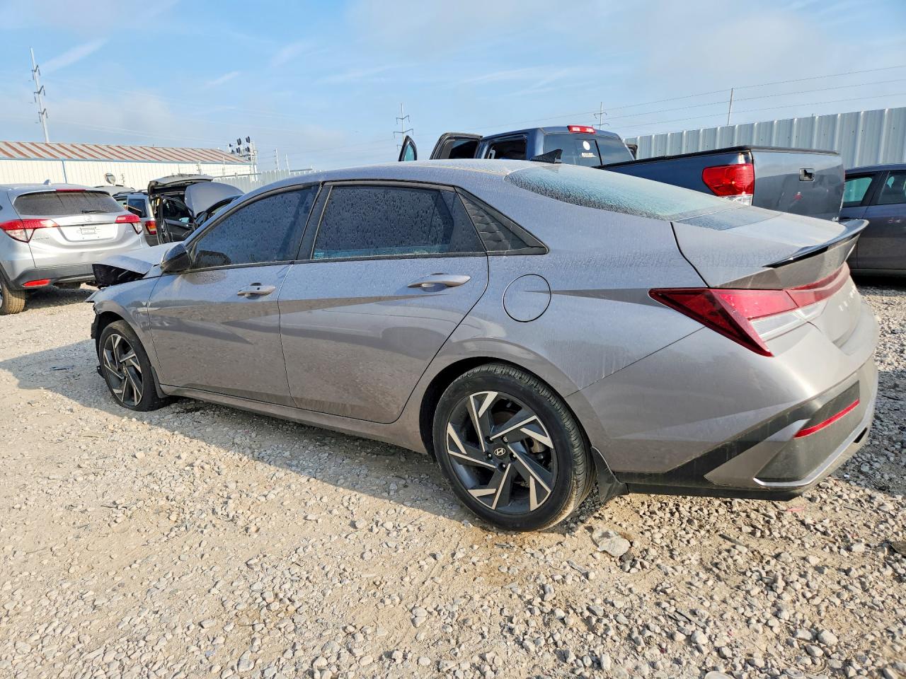 2025 HYUNDAI ELANTRA