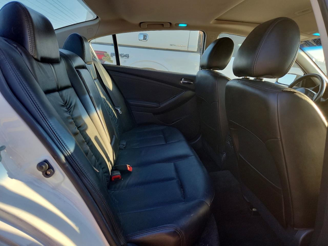 2012 NISSAN ALTIMA