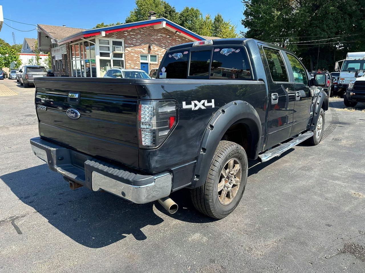 2011 FORD F150