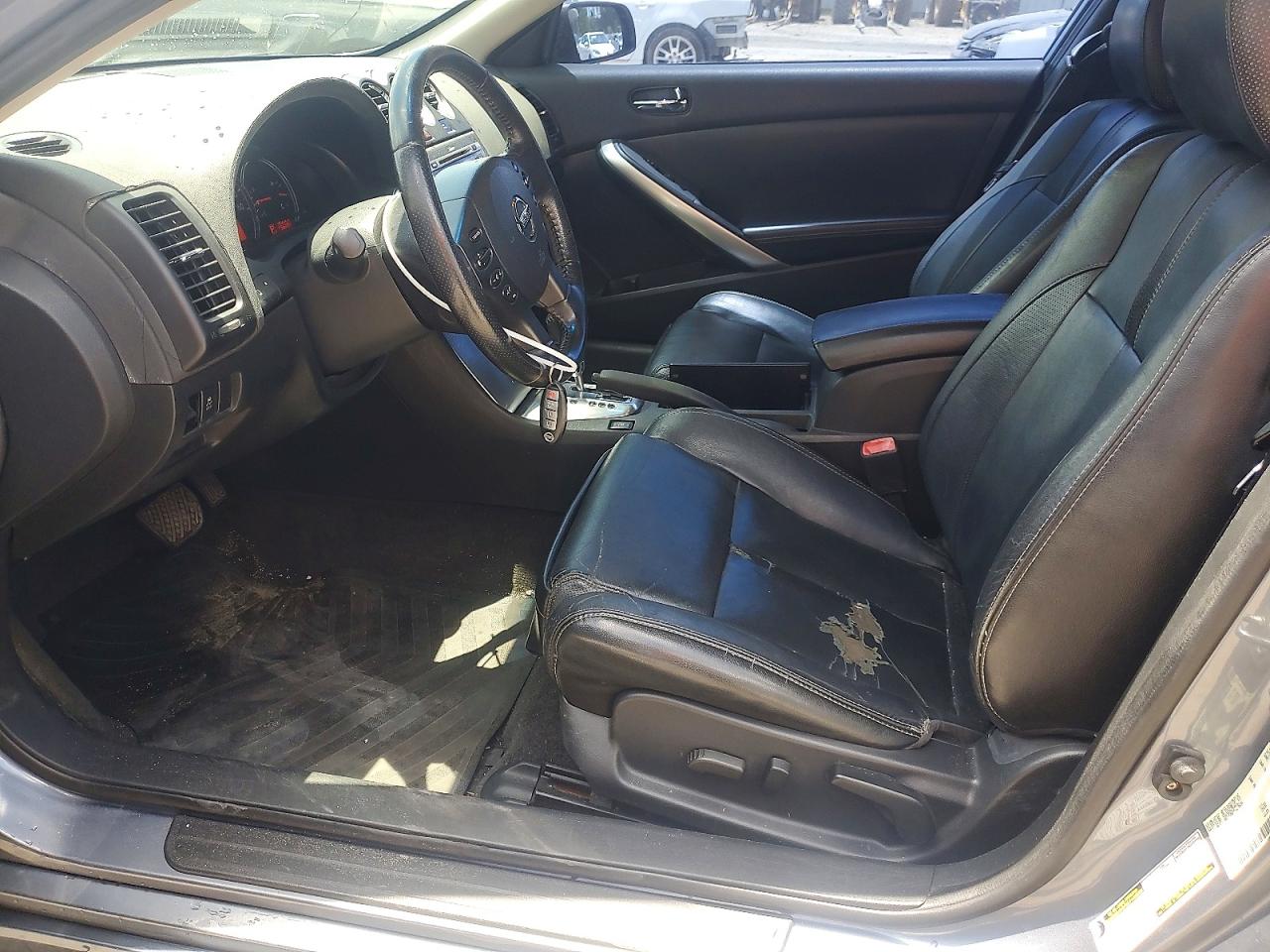 2011 NISSAN ALTIMA