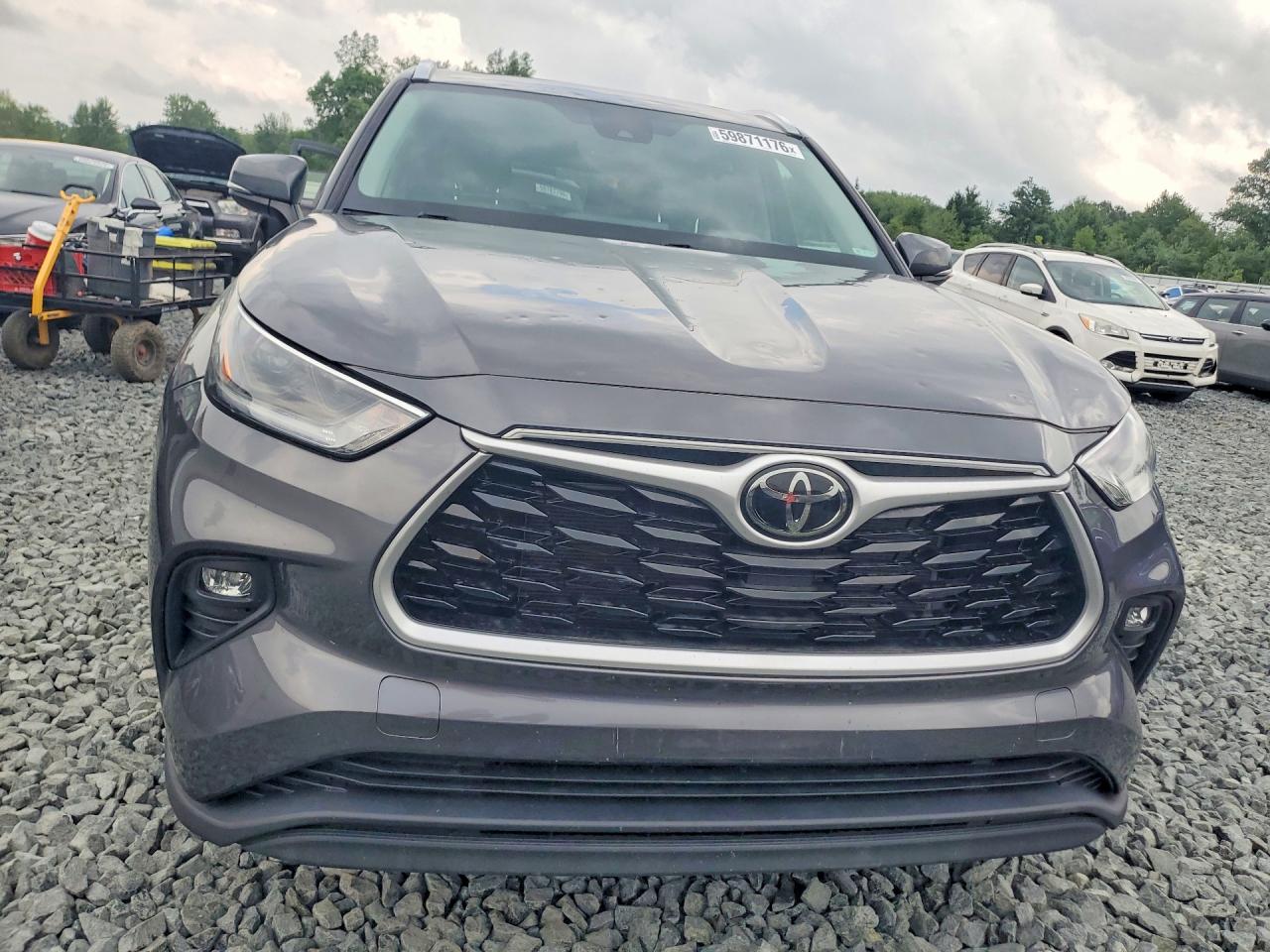 2021 TOYOTA HIGHLANDER
