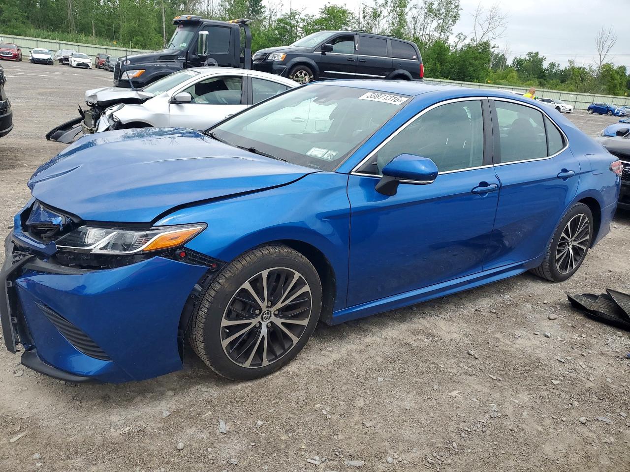 2018 TOYOTA CAMRY