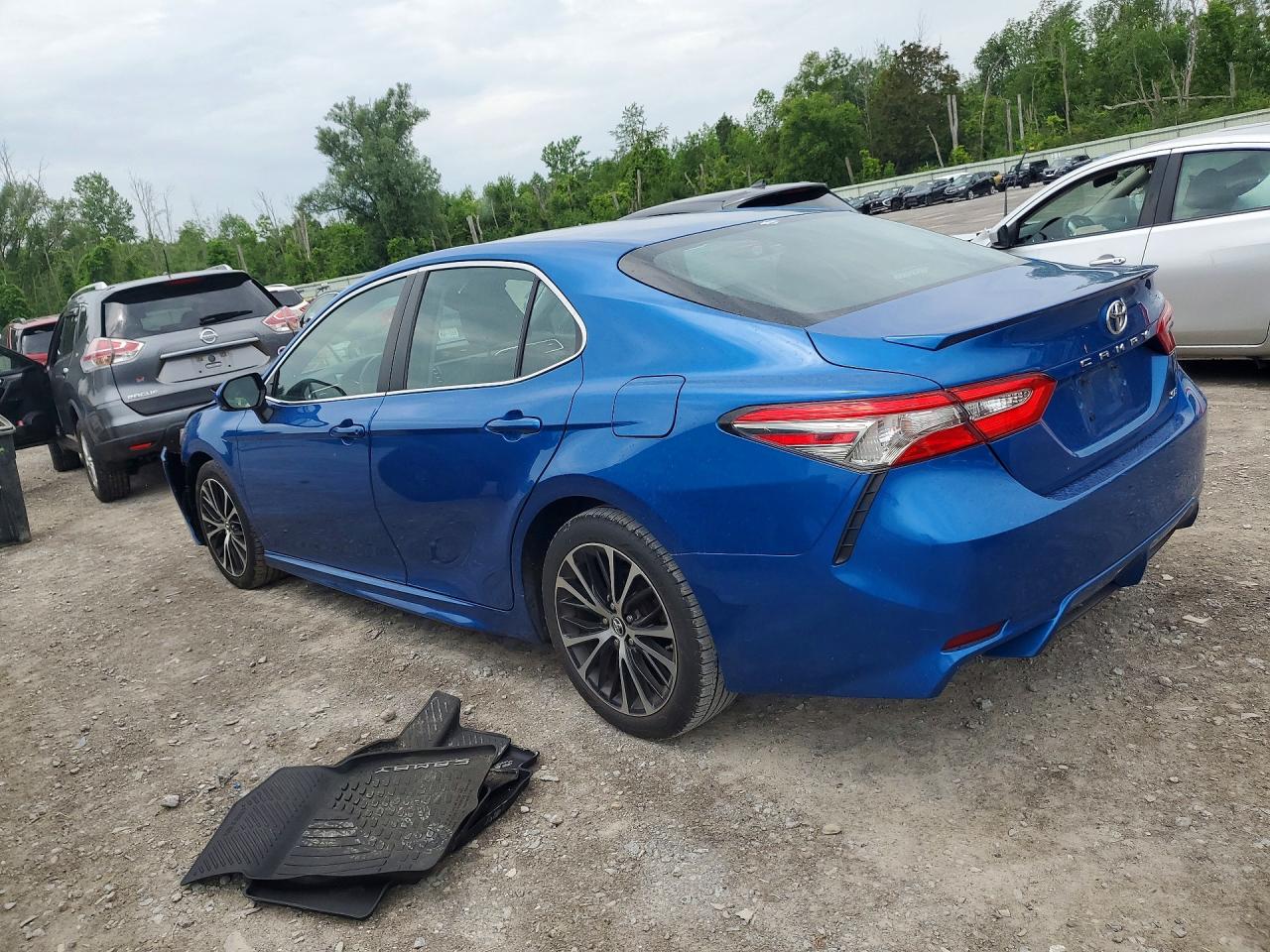 2018 TOYOTA CAMRY
