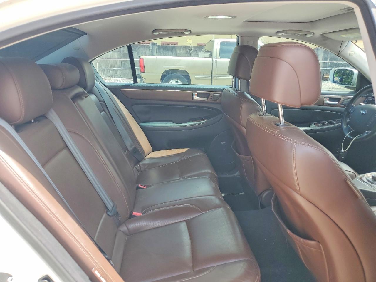 2012 HYUNDAI GENESIS