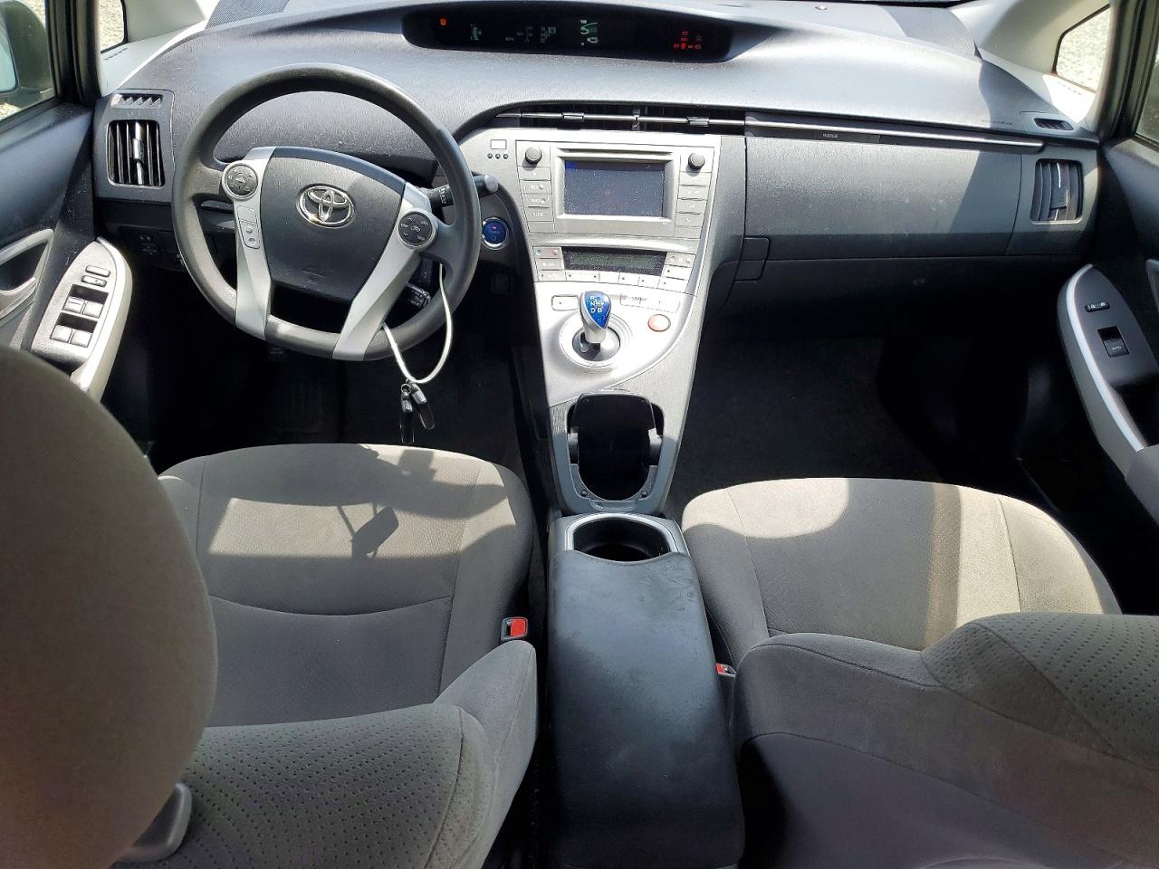 2015 TOYOTA PRIUS
