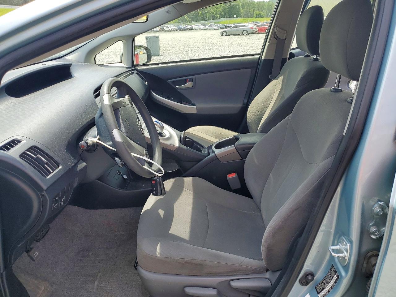 2015 TOYOTA PRIUS