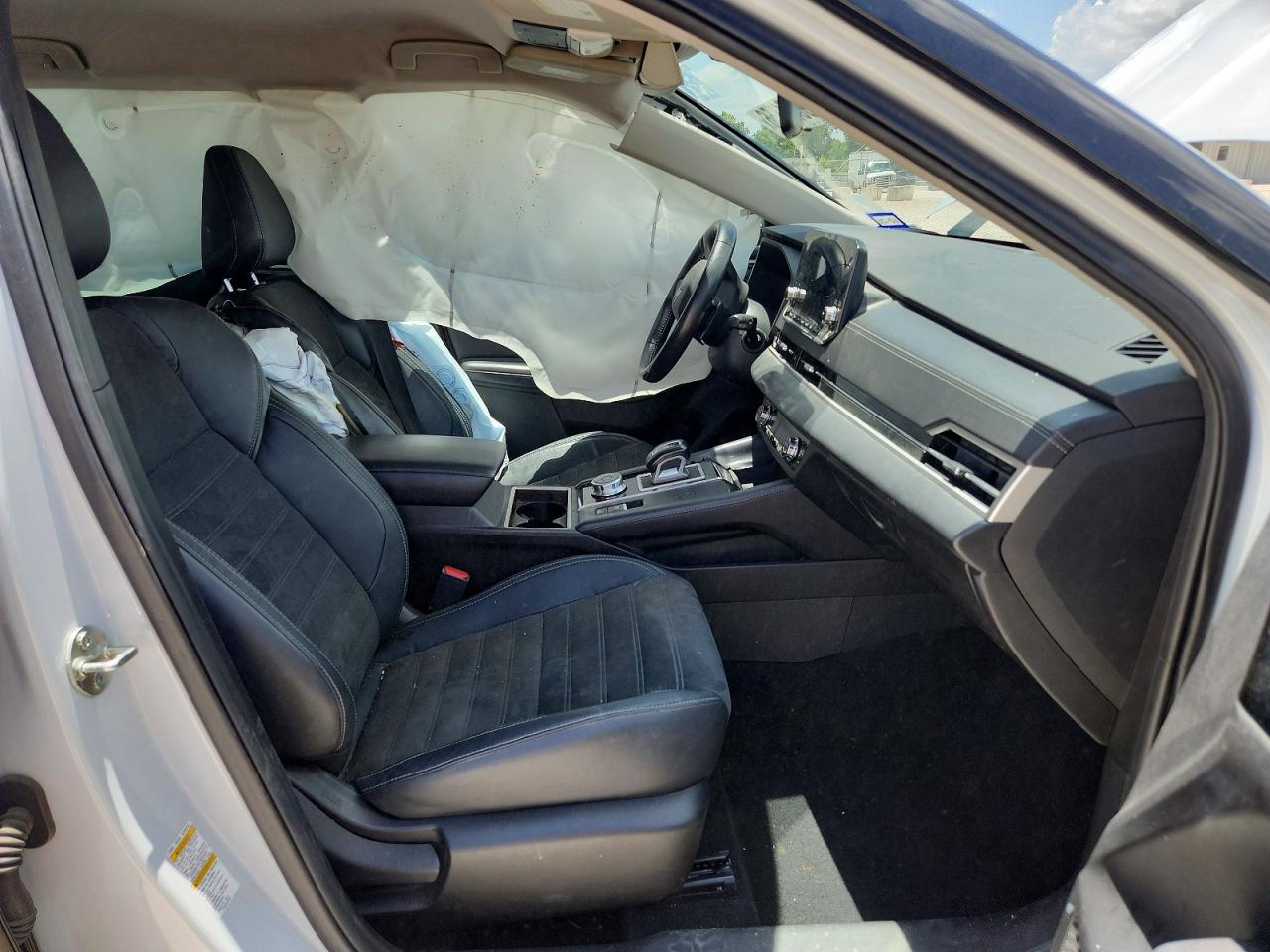 2022 MITSUBISHI OUTLANDER