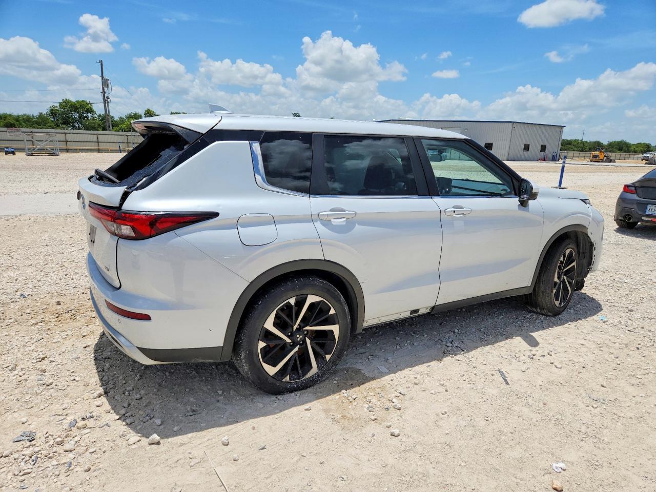 2022 MITSUBISHI OUTLANDER