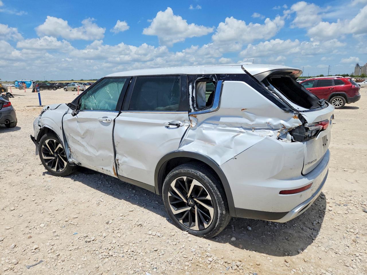 2022 MITSUBISHI OUTLANDER