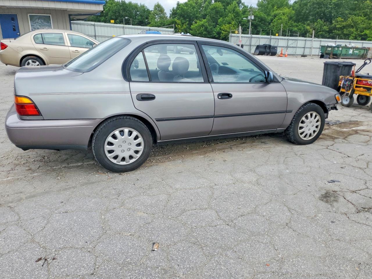 1995 TOYOTA COROLLA DX