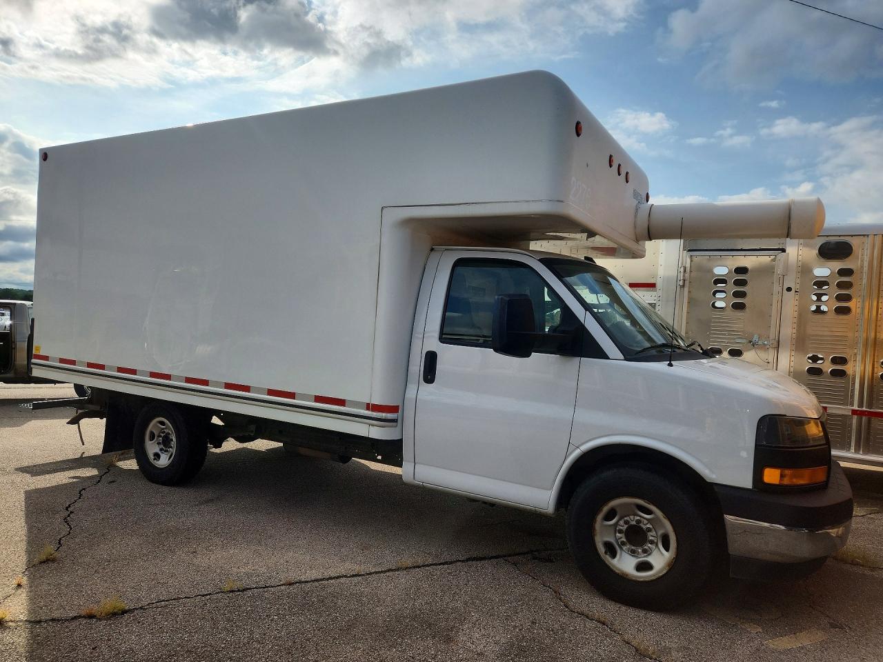 2022 GMC SAVANA