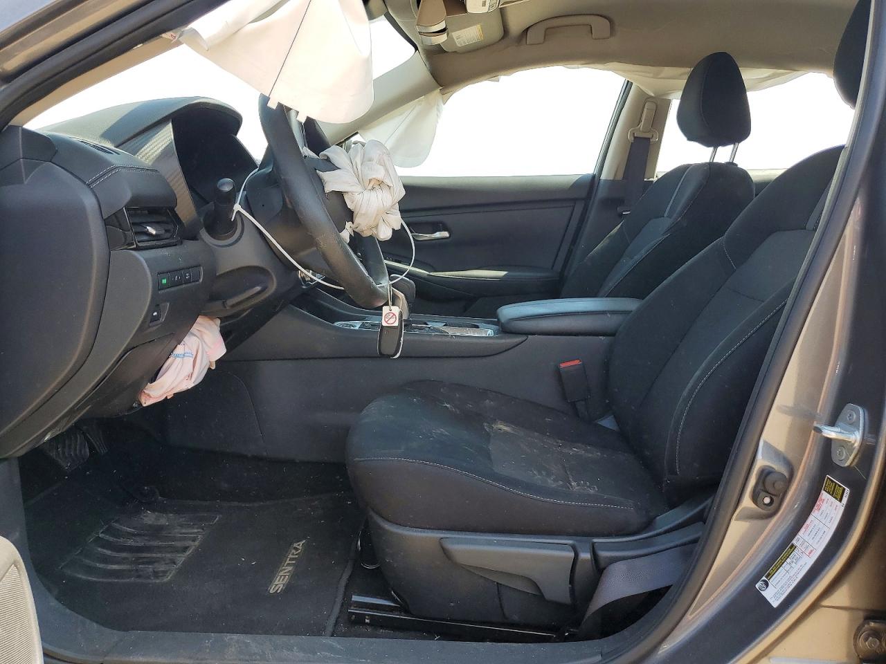 2025 NISSAN SENTRA