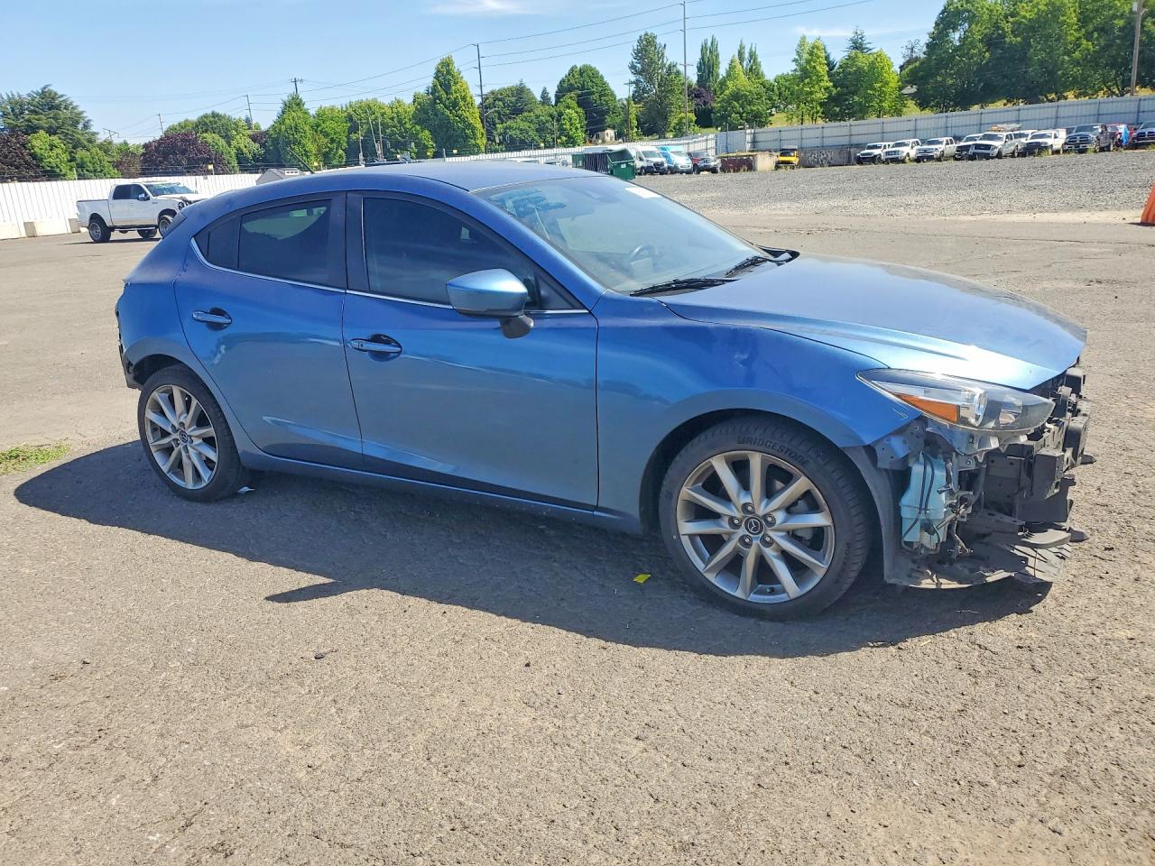 2017 MAZDA 3