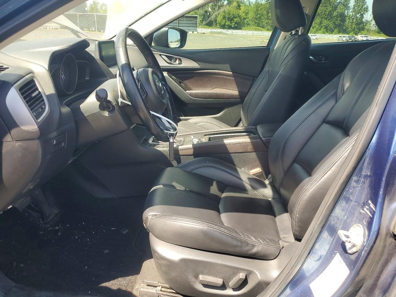 2017 MAZDA 3