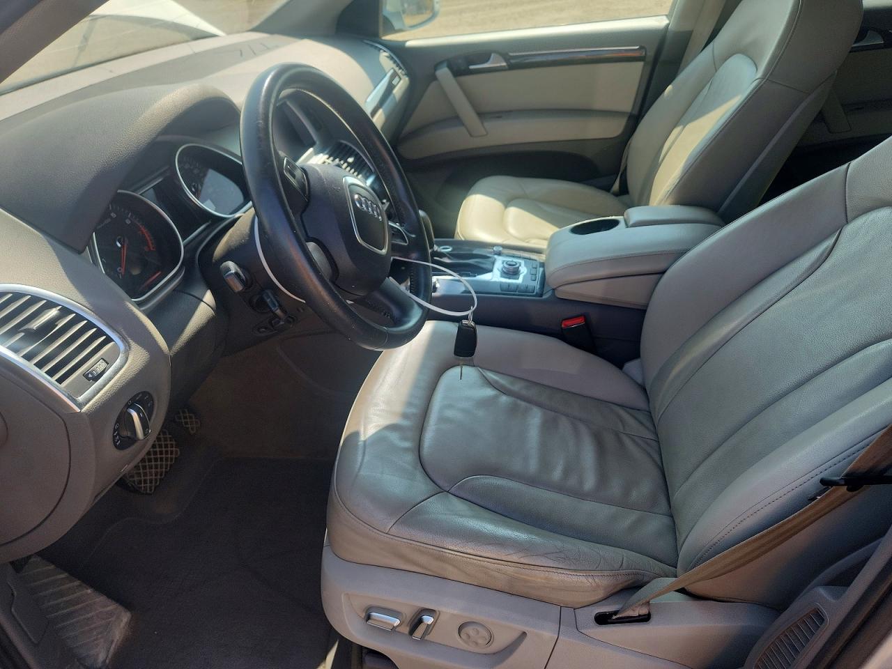 2011 AUDI Q7